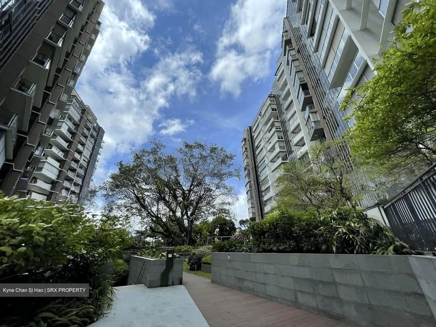 Lorong How Sun (D19), Condominium #608051021